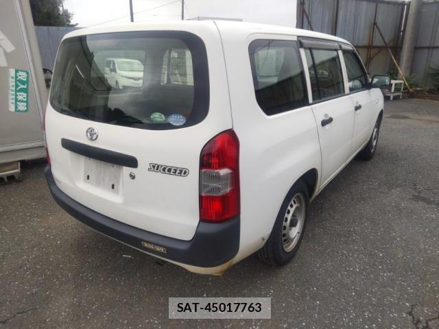 Toyota SUCCEED 2015-08 8865591-2
