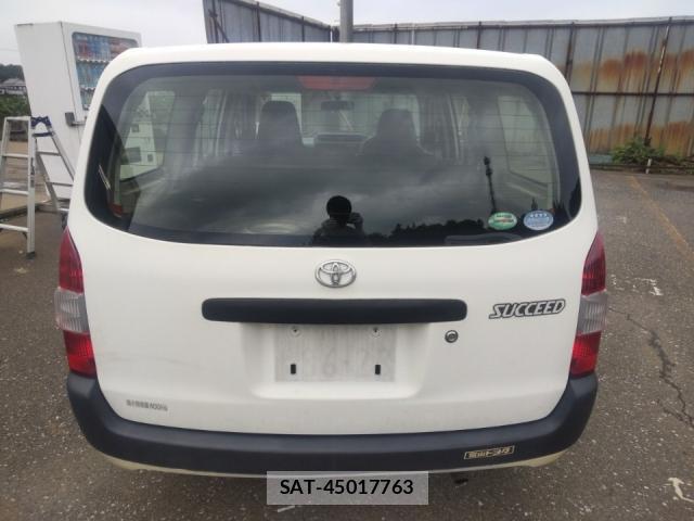 Toyota SUCCEED 2015-08 8865591-3
