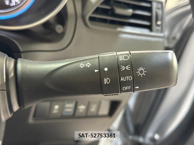 Suzuki SWIFT 2018-06 8867418-19