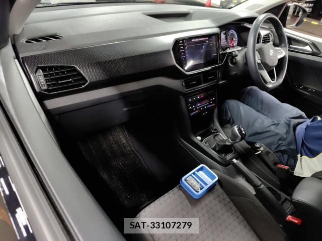 VolksWagen T-CROSS 2022-07 8866842-2
