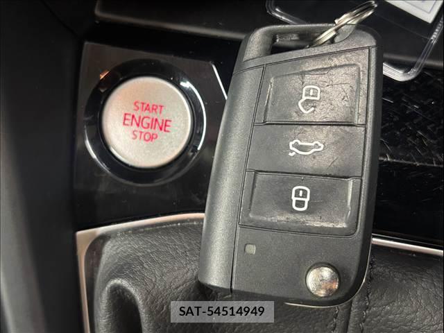 VolksWagen T-CROSS 2021-11 8867365-6