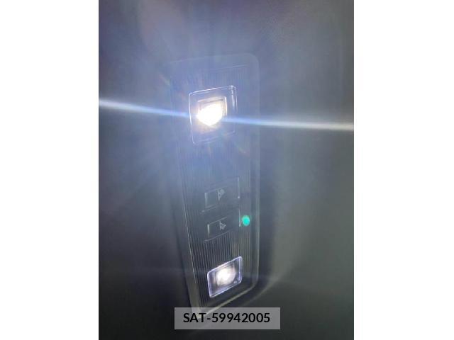 VolksWagen T-ROC 2021-03 8866946-11