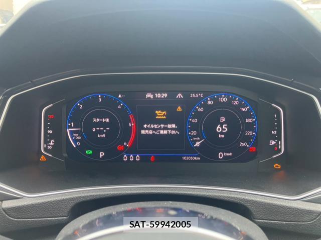VolksWagen T-ROC 2021-03 8866946-13