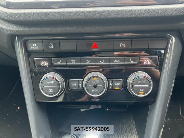 VolksWagen T-ROC 2021-03 8866946-18