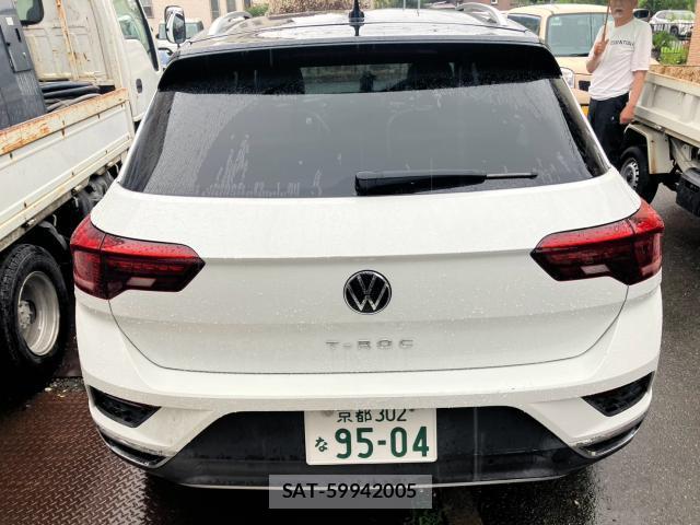 VolksWagen T-ROC 2021-03 8866946-4