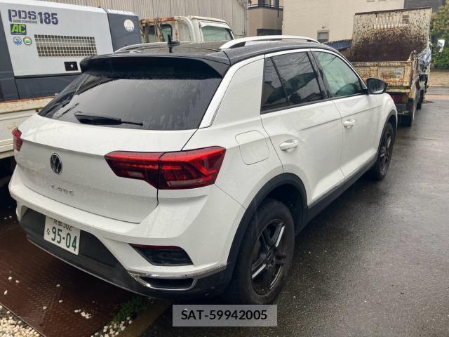 VolksWagen T-ROC 2021-03 8866946-5
