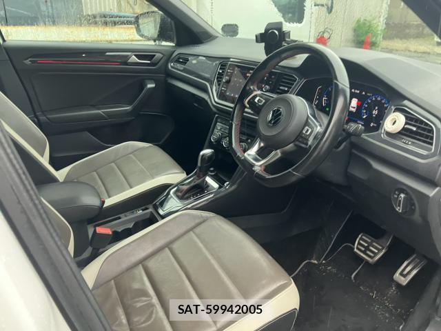 VolksWagen T-ROC 2021-03 8866946-8
