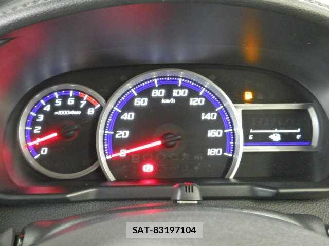 Toyota TANK 2019-05 8866528-13