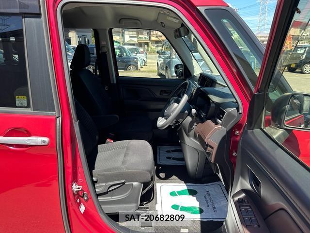 Toyota TANK 2017-01 8866702-9