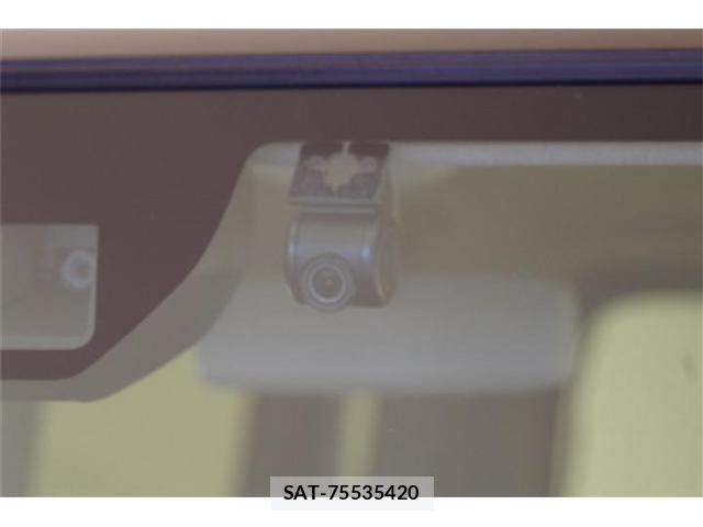 Daihatsu TANTO 2021-01 8865456-13