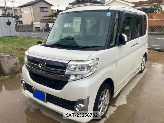 Daihatsu TANTO 2014-01 8865508-0