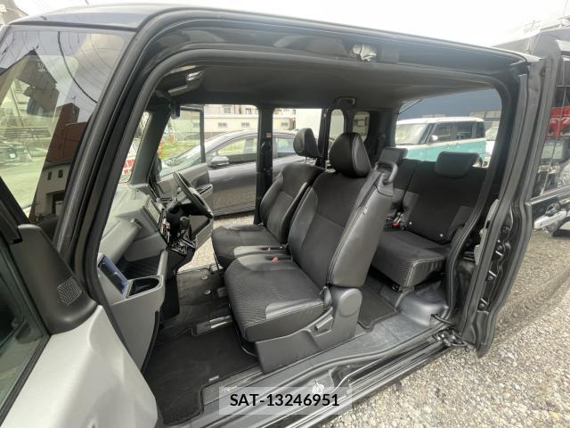 Daihatsu TANTO 2019-10 8865517-16