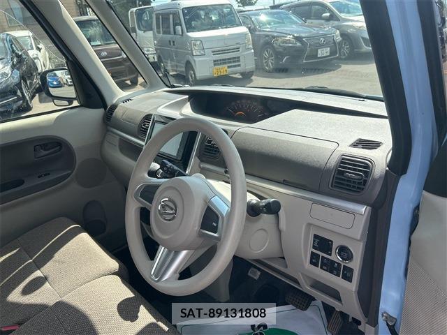 Daihatsu TANTO 2017-11 8865694-11