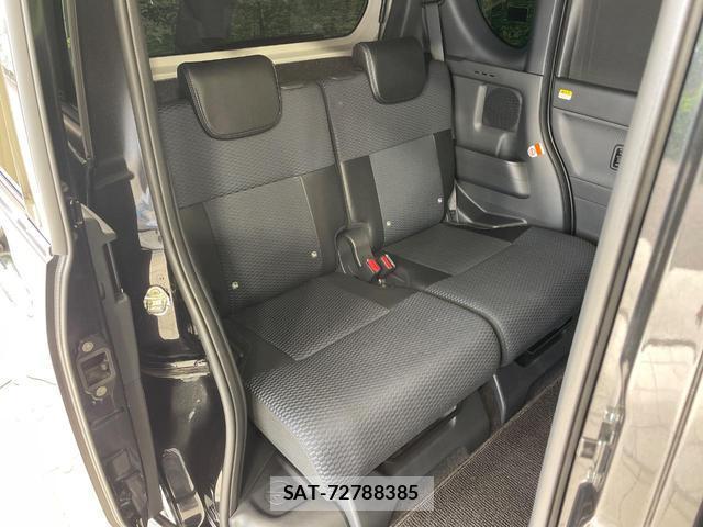 Daihatsu TANTO 2022-10 8865707-8