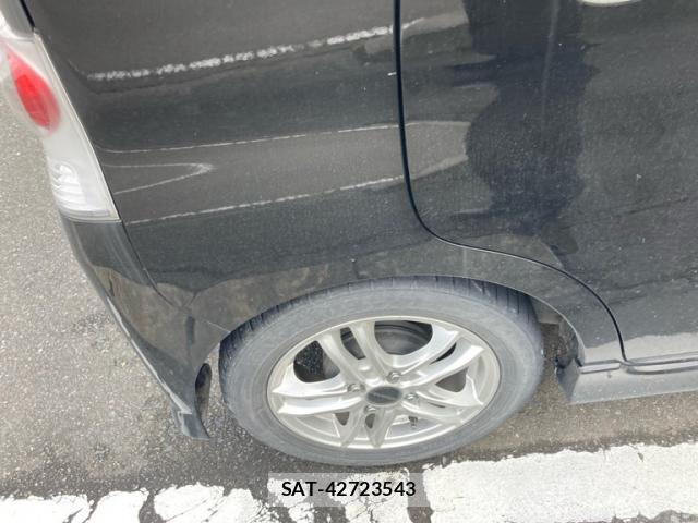 Daihatsu TANTO 2009-08 8865892-3