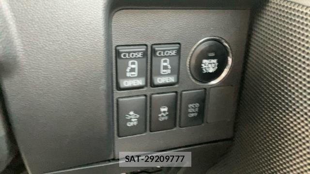 Daihatsu TANTO 2014-05 8866043-11