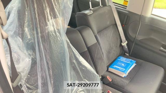 Daihatsu TANTO 2014-05 8866043-16