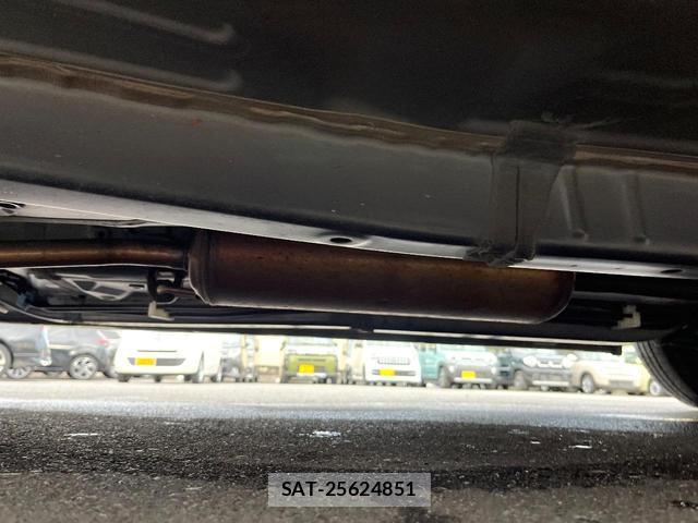 Daihatsu TANTO 2020-07 8866441-19