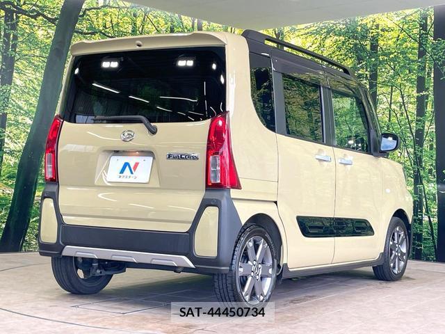 Daihatsu TANTO 2022-10 8866505-16