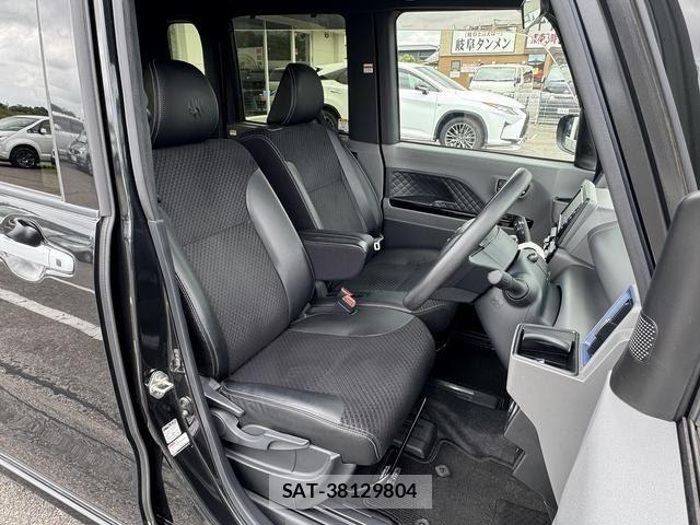 Daihatsu TANTO 2020-11 8866595-7