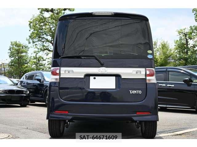 Daihatsu TANTO 2009-07 8866768-9