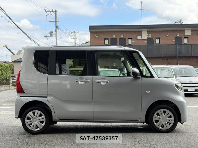 Daihatsu TANTO 2019-08 8866773-11