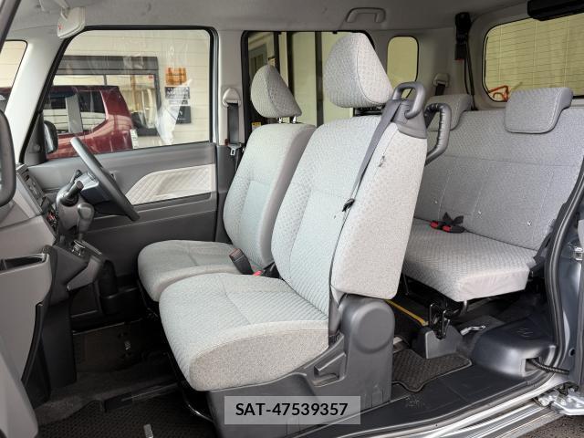 Daihatsu TANTO 2019-08 8866773-2