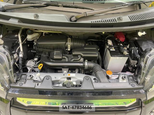 Daihatsu TANTO 2022-09 8866916-17