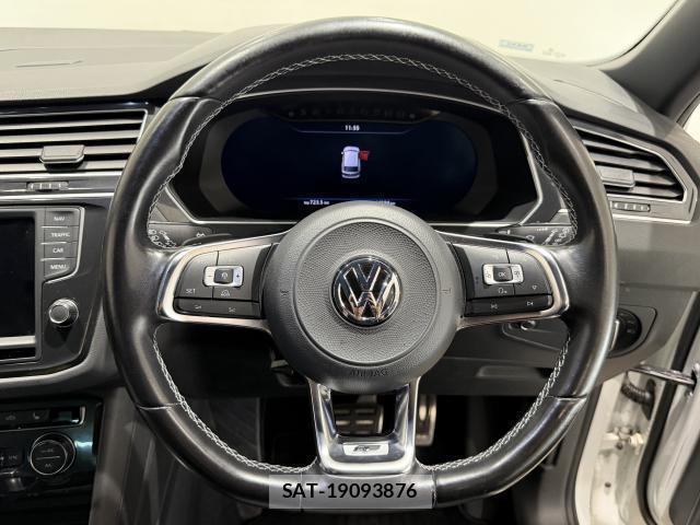 VolksWagen TIGUAN 2017-04 8865649-6