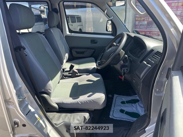 Toyota TOWNACE VAN 2019-09 8866145-7