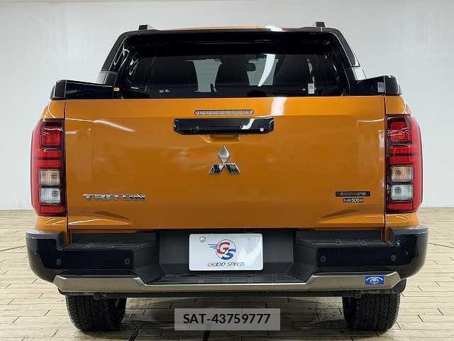 Mitsubishi TRITON 2024-09 8867380-15