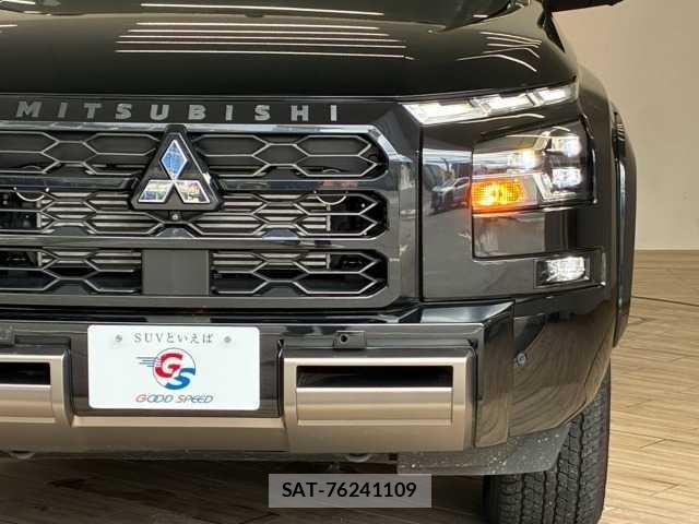 Mitsubishi TRITON 2024-08 8867392-19