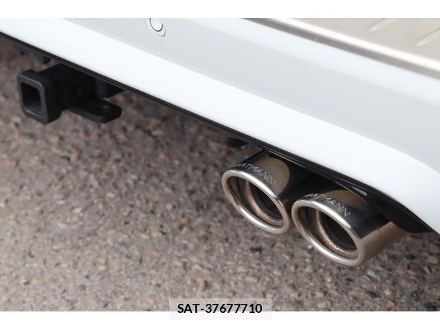 Mercedes Benz V-CLASS 2016-07 8866172-19
