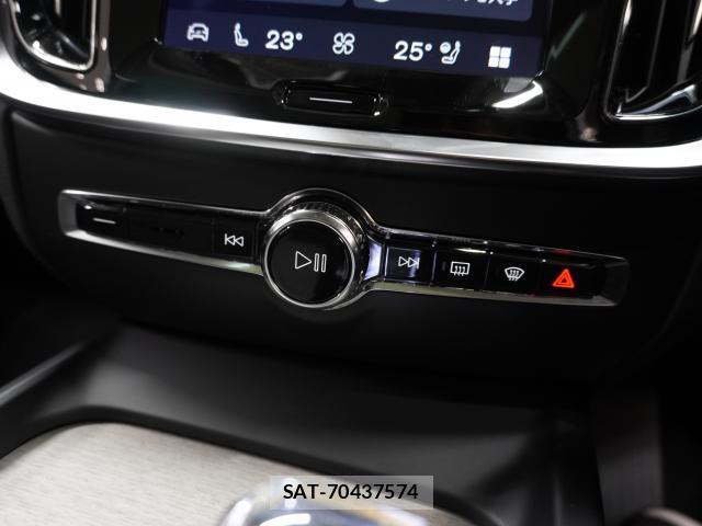 Volvo V60 2022-09 8865725-11