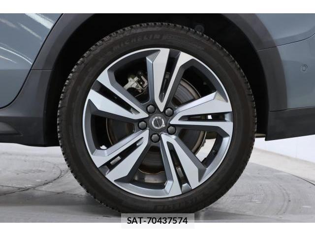 Volvo V60 2022-09 8865725-19