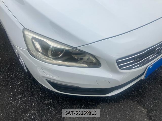 Volvo V60 2015-02 8867135-1