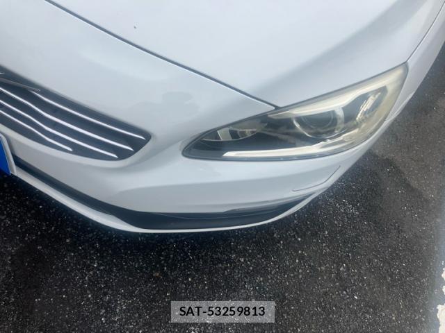Volvo V60 2015-02 8867135-2