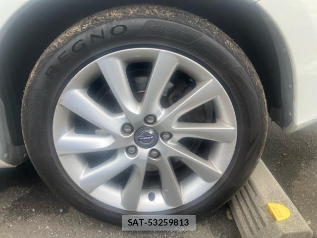Volvo V60 2015-02 8867135-6