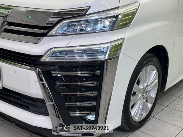 Toyota VELLFIRE 2020-08 8866258-12