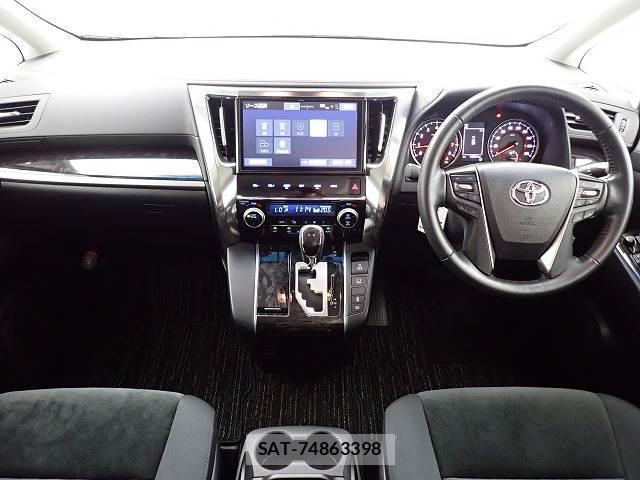 Toyota VELLFIRE 2019-01 8866319-1