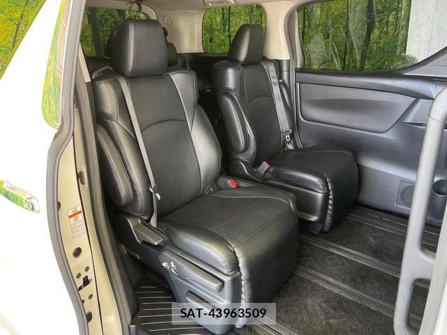 Toyota VELLFIRE 2020-05 8866374-9