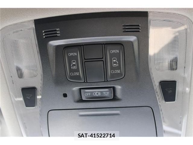 Toyota VELLFIRE 2017-06 8866750-4