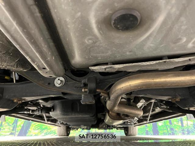Toyota VELLFIRE 2015-08 8867236-18