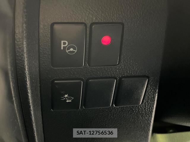 Toyota VELLFIRE 2015-08 8867236-4