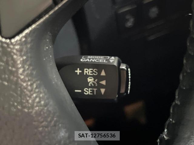 Toyota VELLFIRE 2015-08 8867236-5