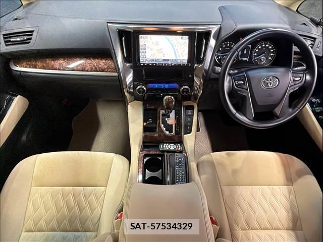 Toyota VELLFIRE 2019-03 8867406-1