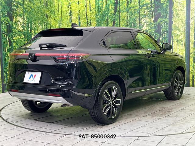 Honda VEZEL 2025-03 8865346-16
