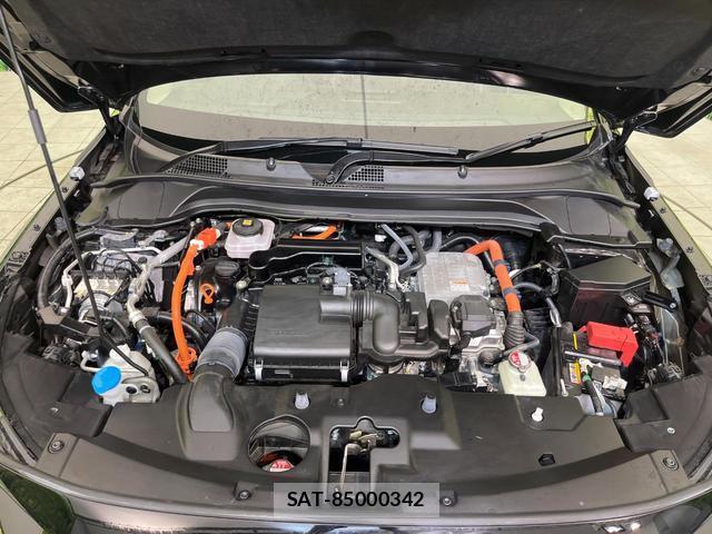 Honda VEZEL 2025-03 8865346-17