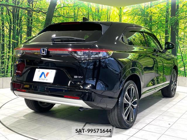 Honda VEZEL 2022-03 8865554-16