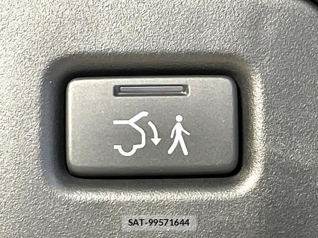 Honda VEZEL 2022-03 8865554-4